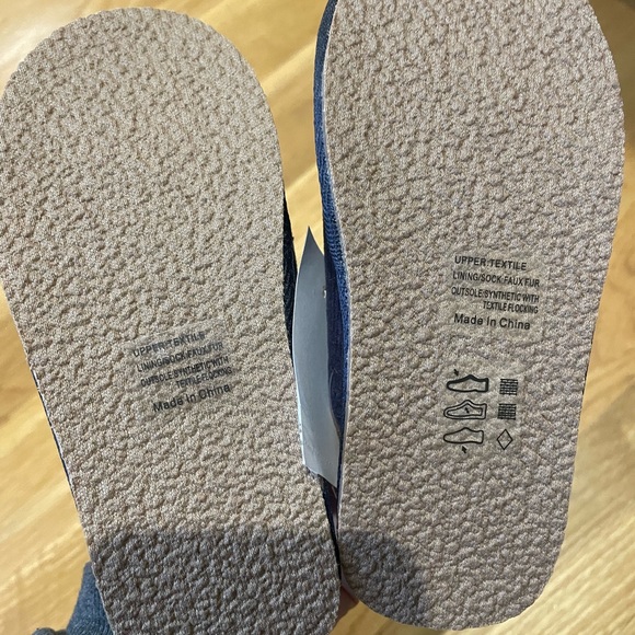 Navy Blue CrewCuts corduroy slippers - Picture 3 of 4